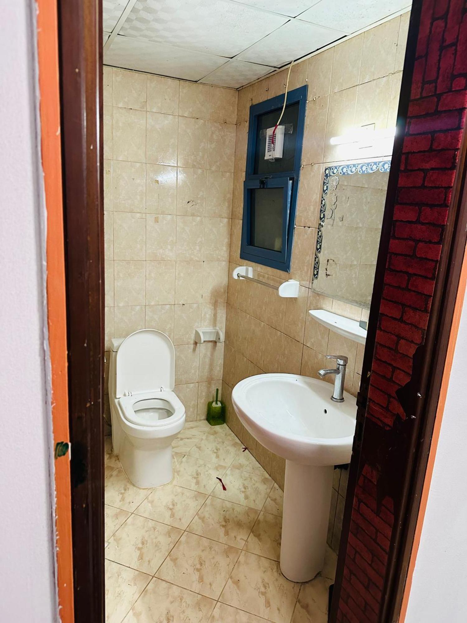 Modern Comfort Fully Furnished For Rent Homestay