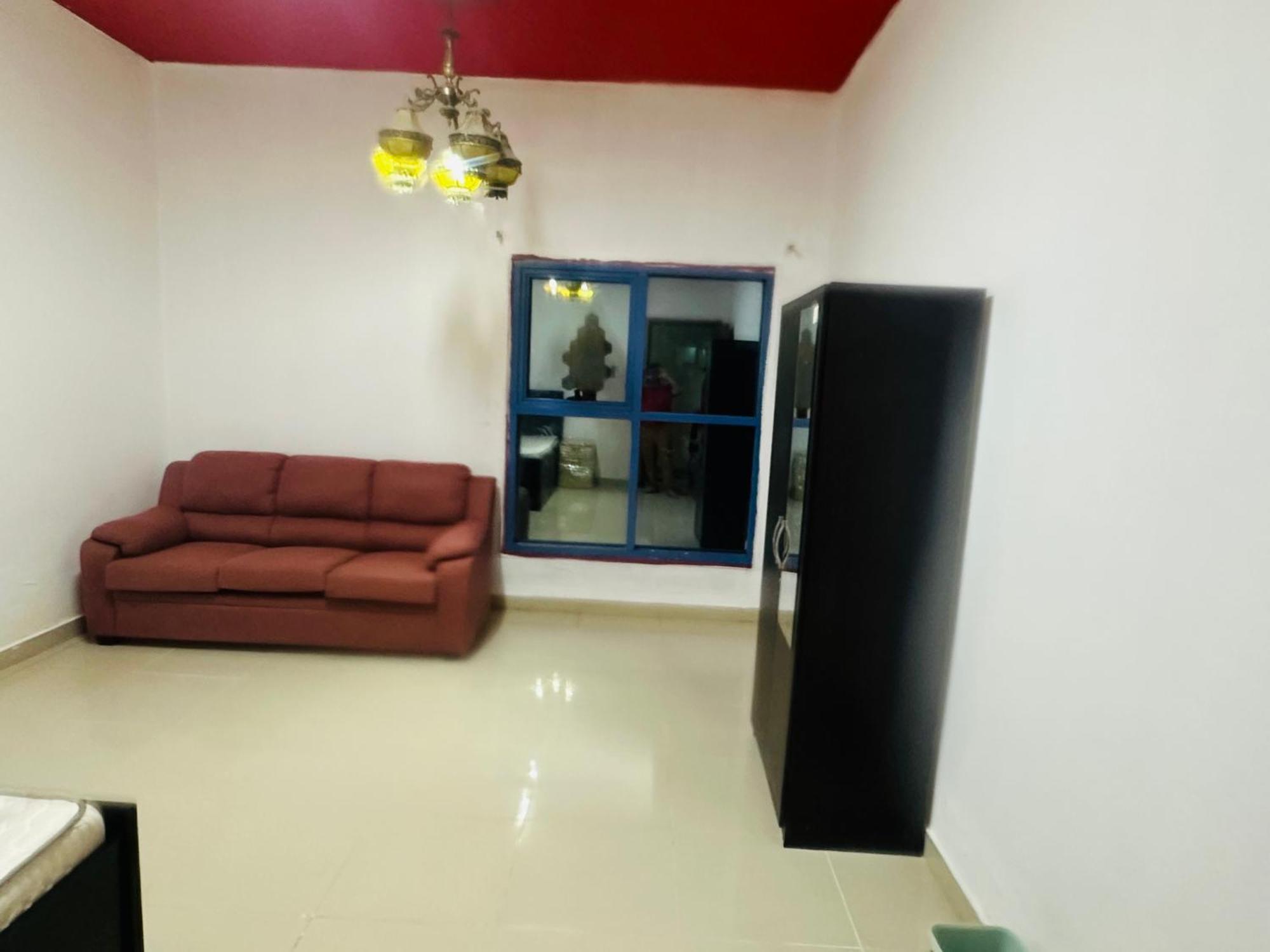 Modern Comfort Fully Furnished For Rent Homestay *